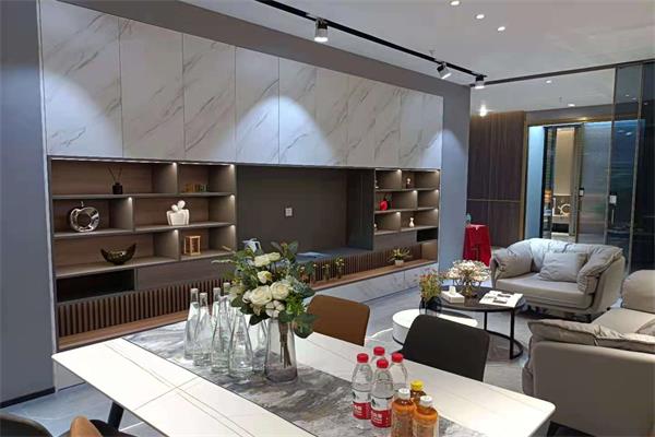 創(chuàng)業(yè)選擇加盟全屋定制怎么樣?考察需要關注哪些內(nèi)容?